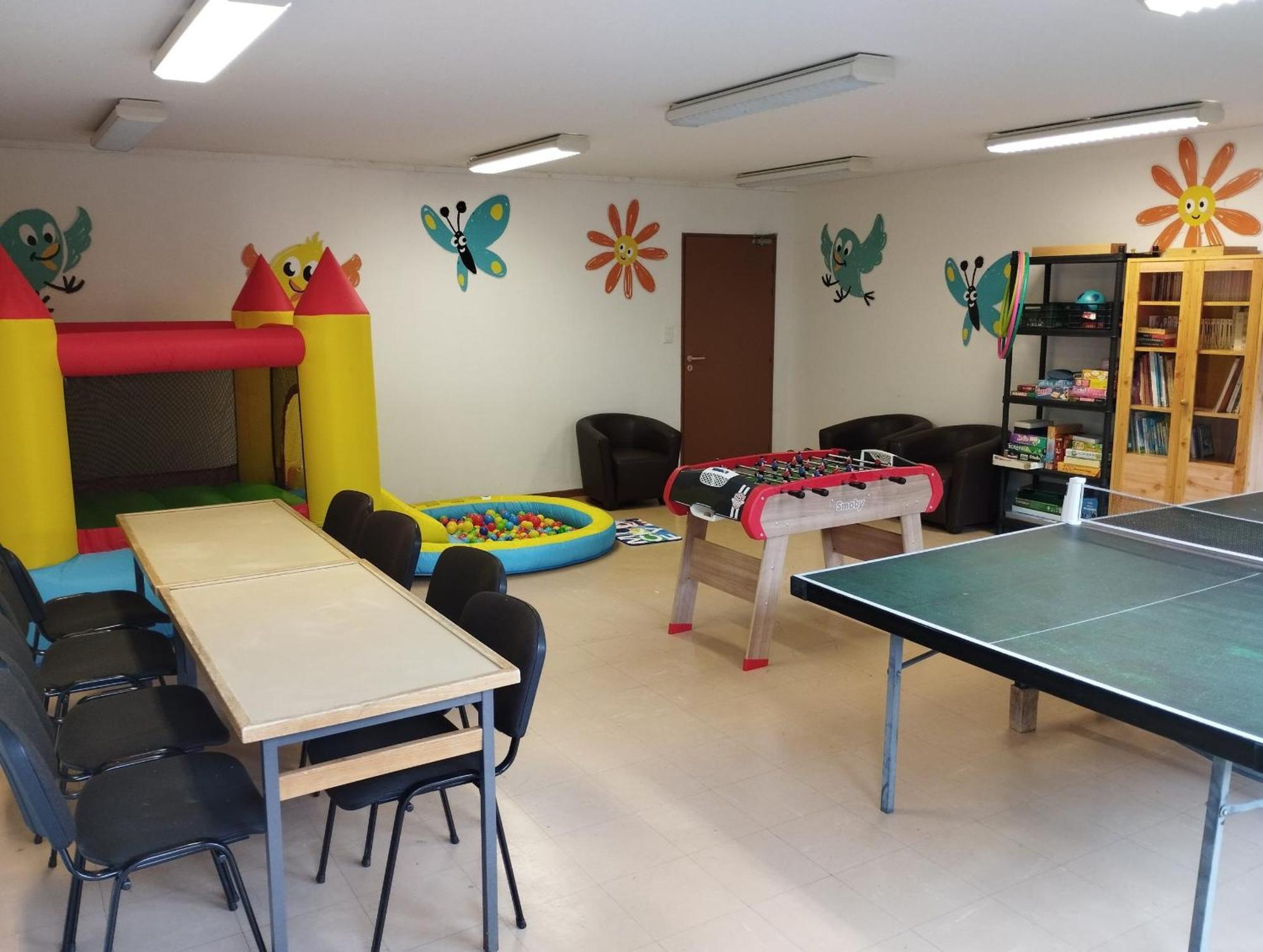 Готель Kamea Club La Gironie Turenne Екстер'єр фото
